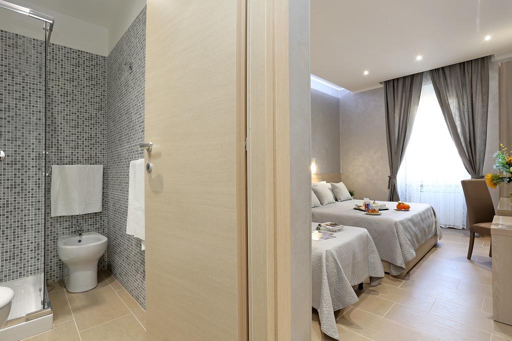 Adorasuite 2 2* Roma