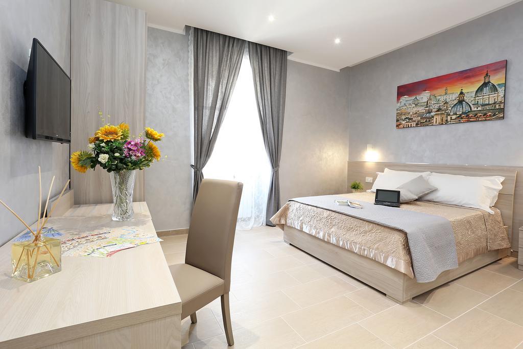 Adorasuite 2 2* Roma