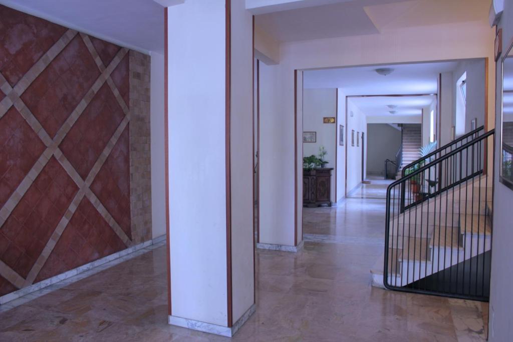 Aparthotel Tourist House 3*