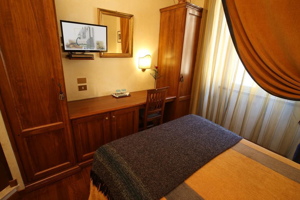 Al Colonnato Di San Pietro Bed and breakfast 3*