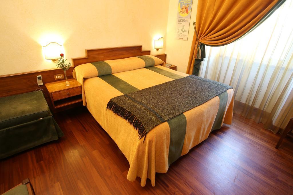 Al Colonnato Di San Pietro Bed and breakfast
