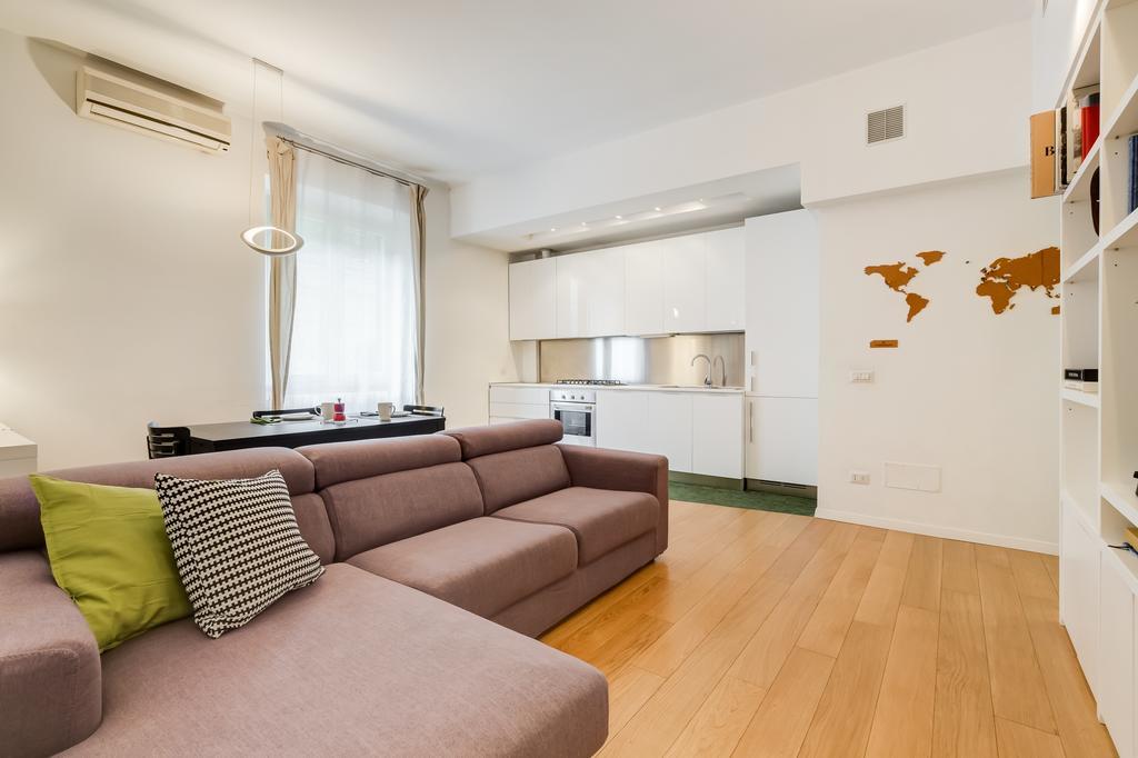 Micol's Place * Rom