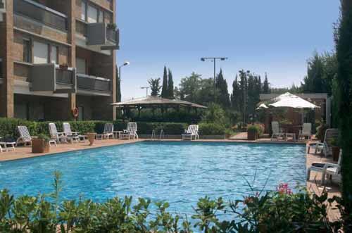 Megi San Peter Apartamento