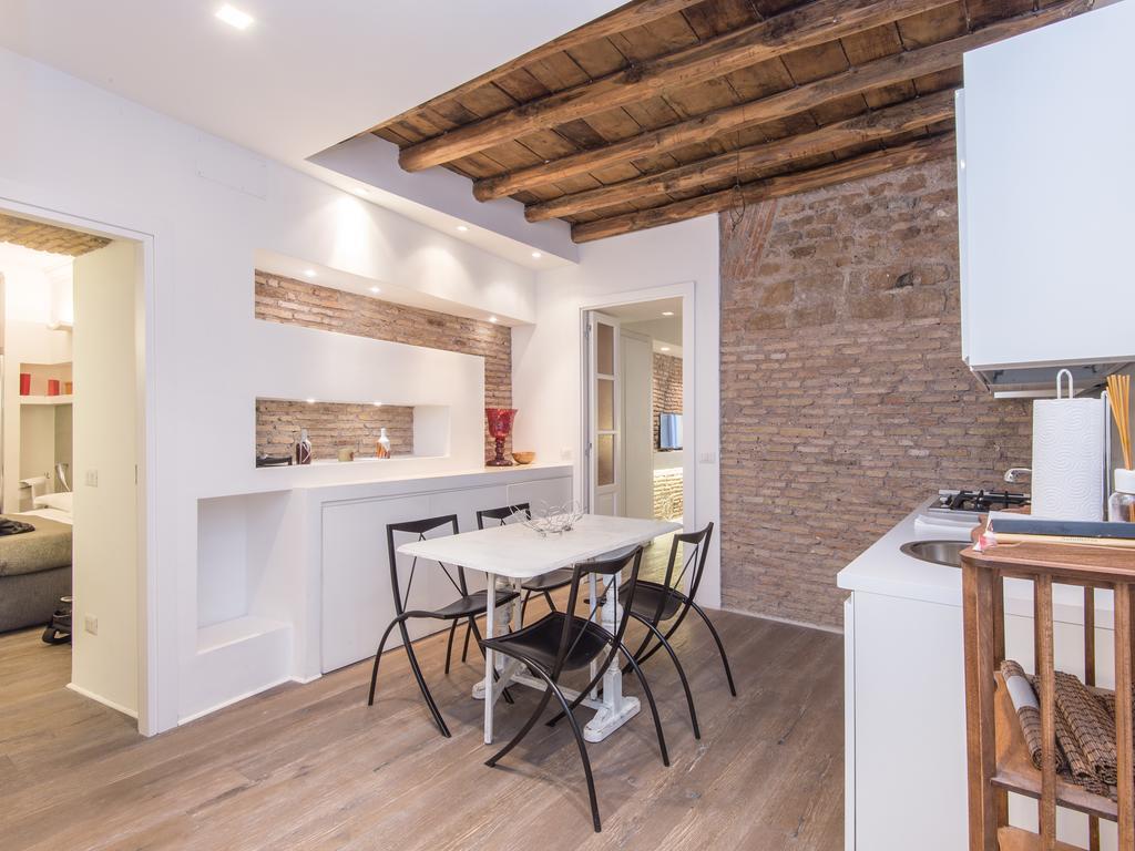 Rsh Fori Imperiali Apartment