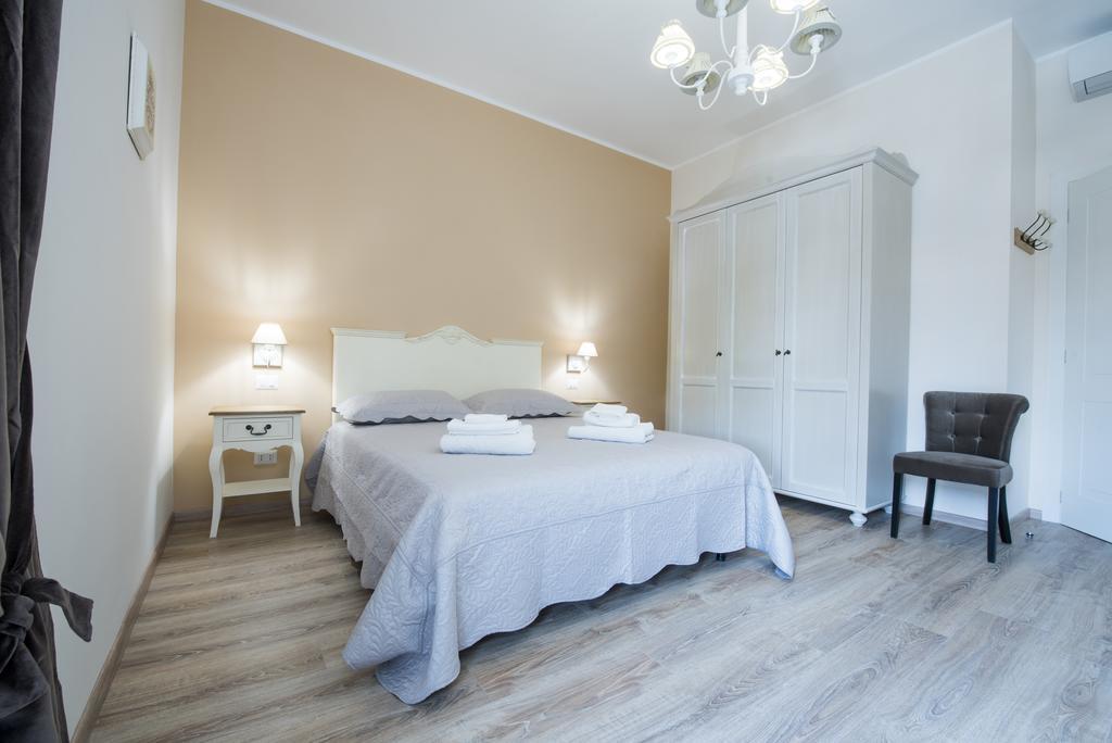 Apartment Romantic House
