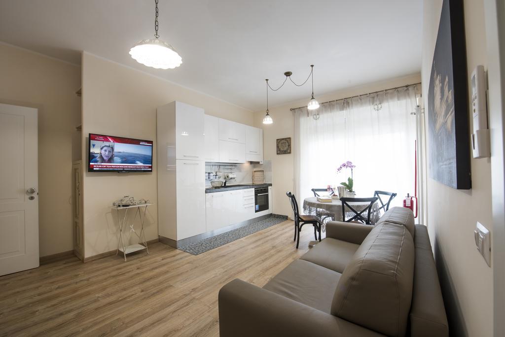 Romantic House Apartment
