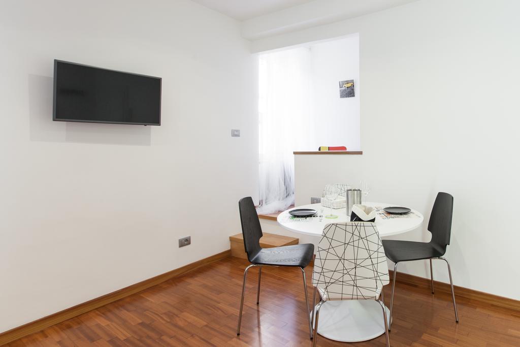 Urbana Lodge, Monti Rome