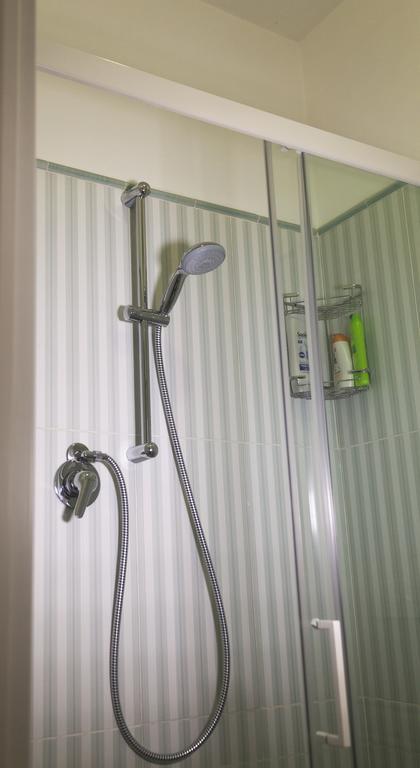 Salaria Luxury Rom