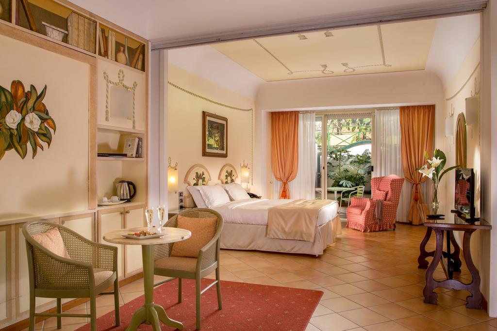 Shangri-la 4*