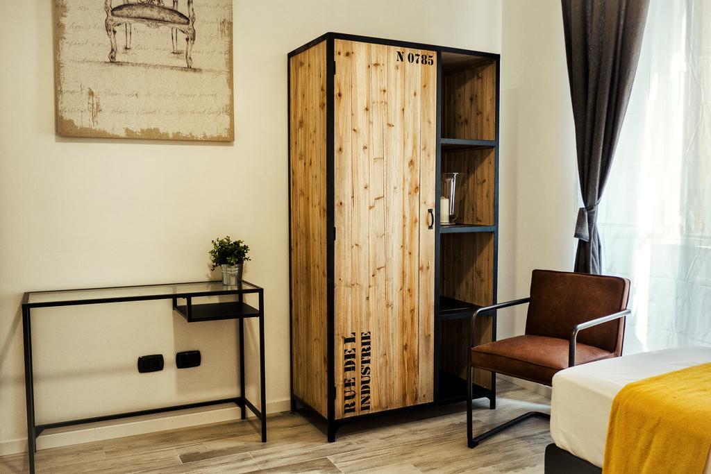Bmga L Stylish Industrial Termini Roma