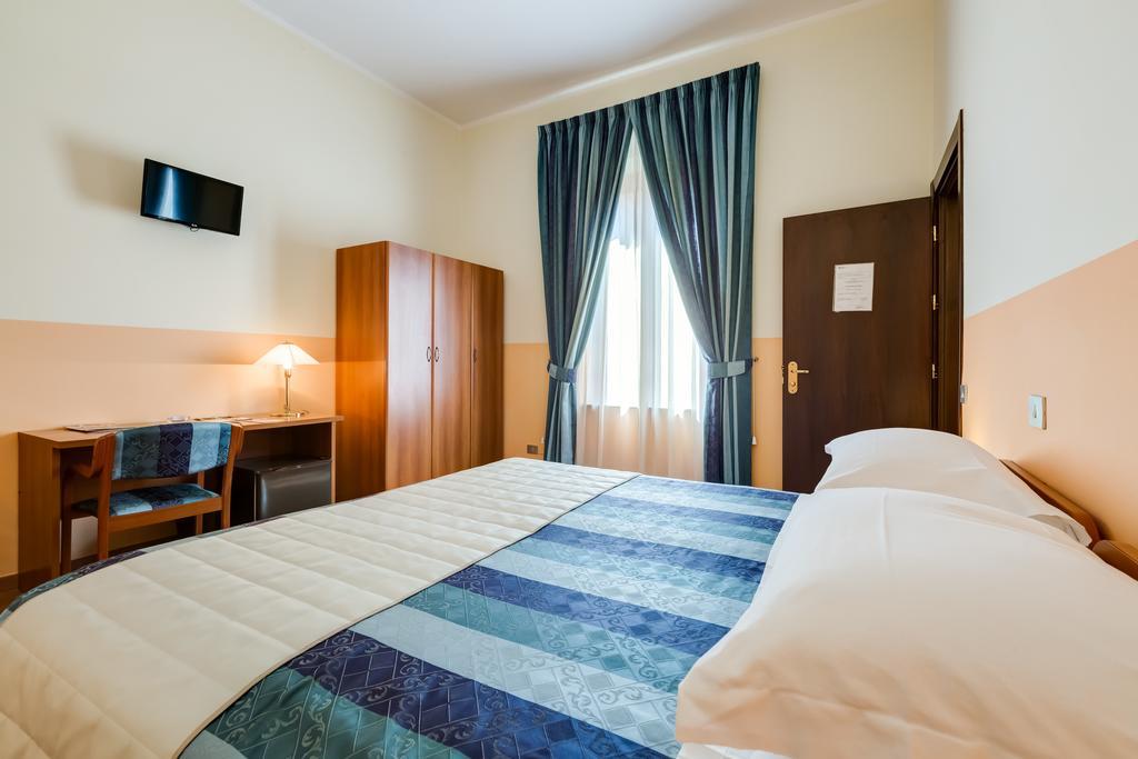 Domus Carmelitana Hotel 3*