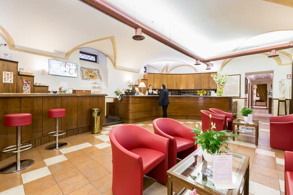Hotel Domus Carmelitana 3*
