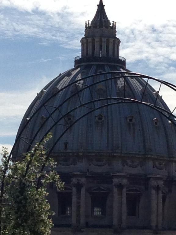 Simonetta Ai Musei Vaticani 2*