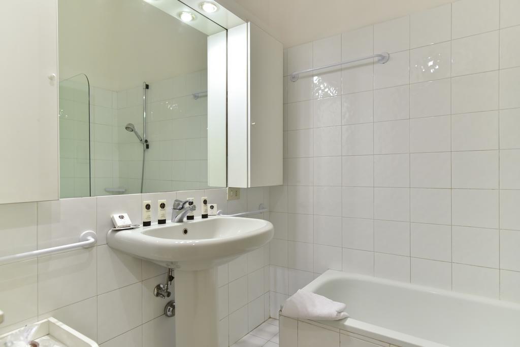 Prince'S Suite - Budget Rooms & Apt Piazza Del Popolo Rom