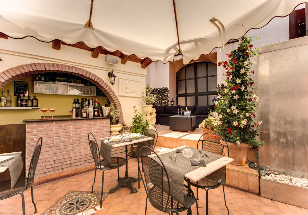Relais Fontana Di Trevi Hotel 3*