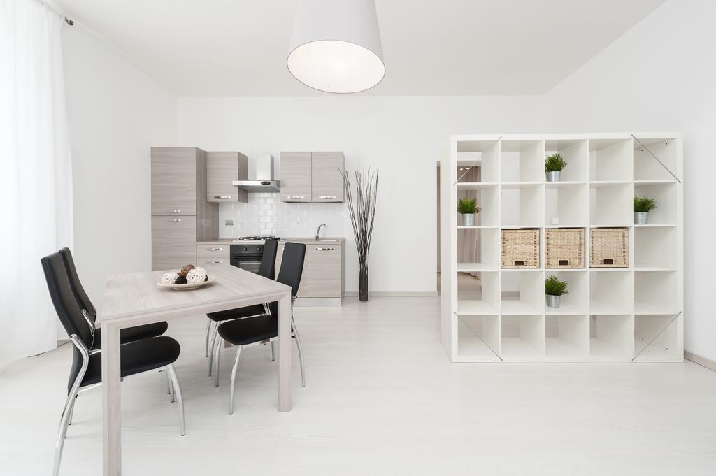 White Flat Termini Apartment