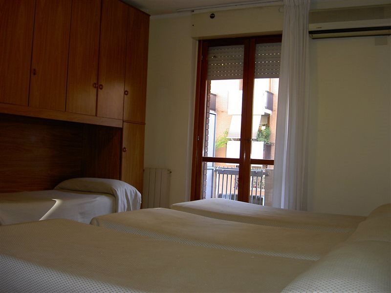 Hotel Cinecittà 3*