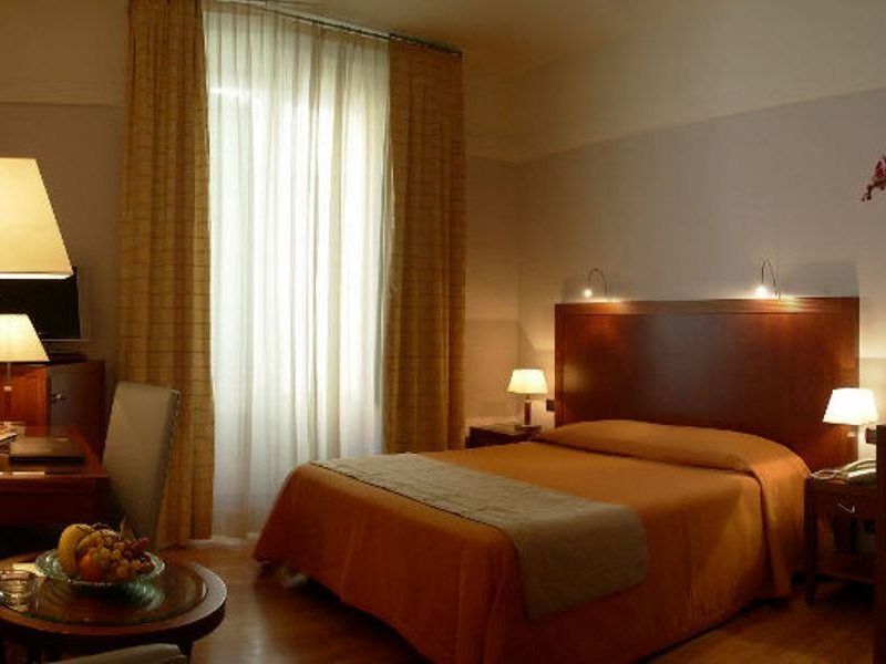 Genova Hotell