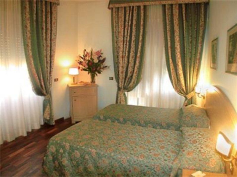 Hotel Santa Costanza By Omnia