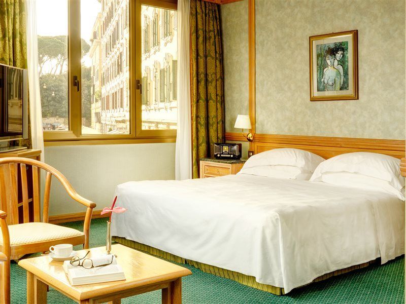 Hotell Beverly Hills 4*