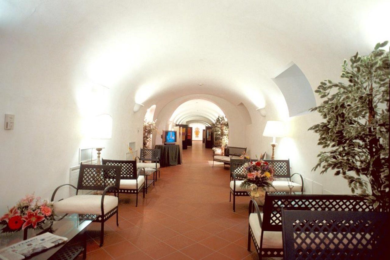 Domus Sessoriana Acomodação com café da manhã  3*