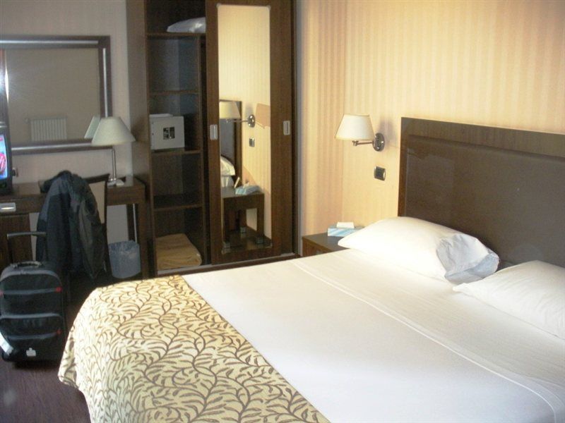 Villafranca 4* Roma