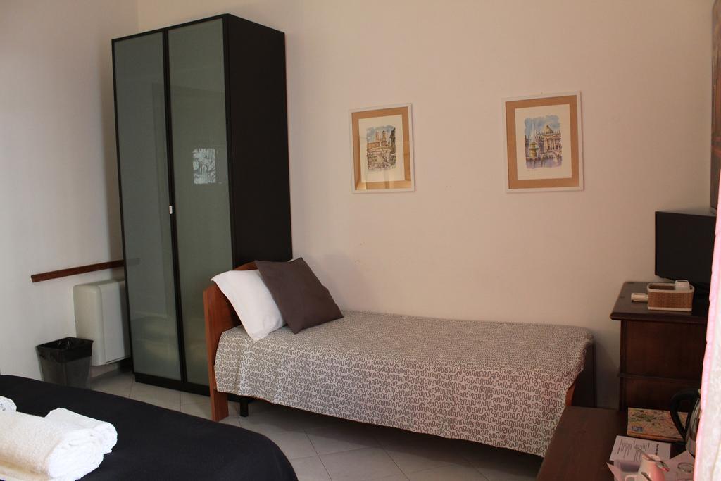 Suites Holiday Rooms Casa de hóspedes Roma