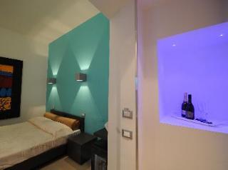 Crossing 1 Guest house 2*