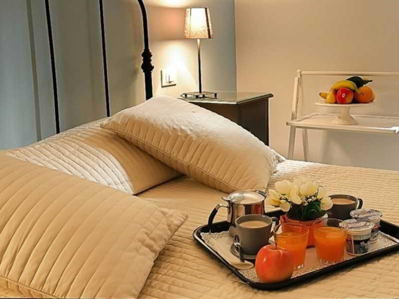 The Boutique 3* Rom