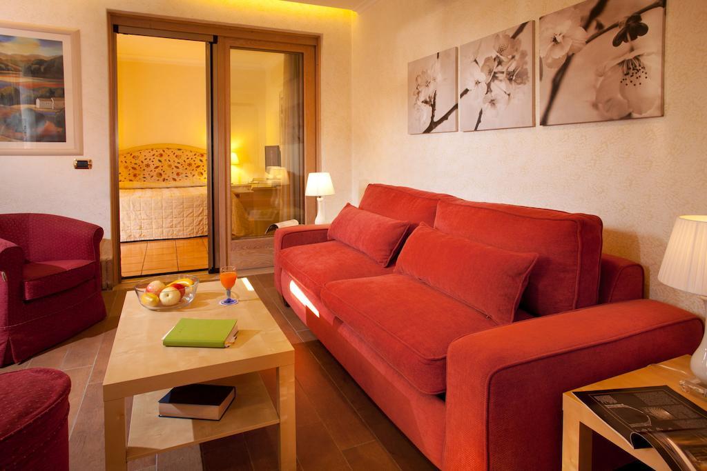 Piccolo Borgo Hotel 3*