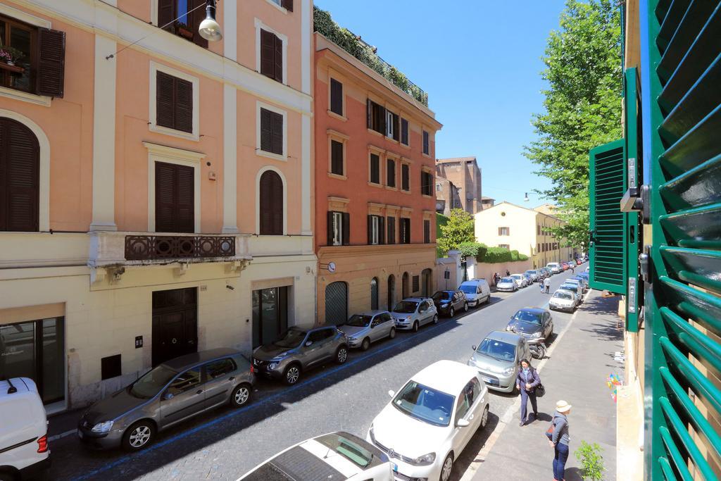 Ych-laterano Charme Apartment