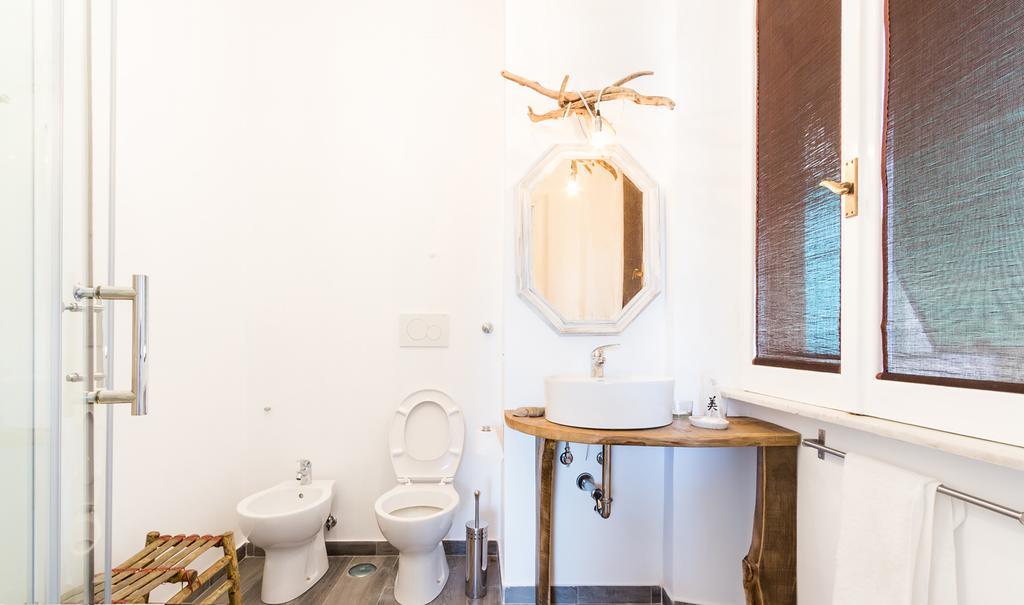 In White Bed & Breakfast Roma