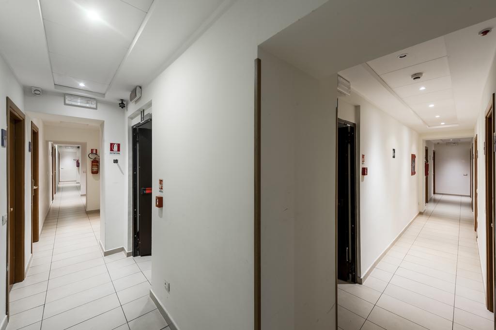 Hotell California 3*