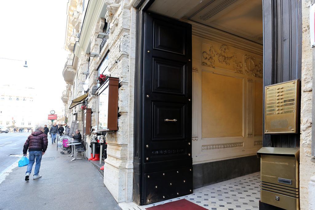 Pensión Alex Suites Roma