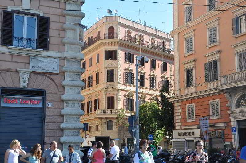 Le Di Via Ottaviano - In 2* Roma