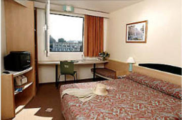Ibis Fiera Hotell