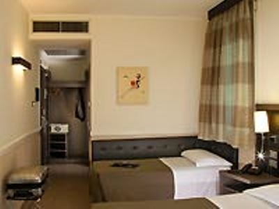 Hotell Artis