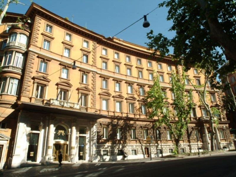 Majestic Hotell 5*