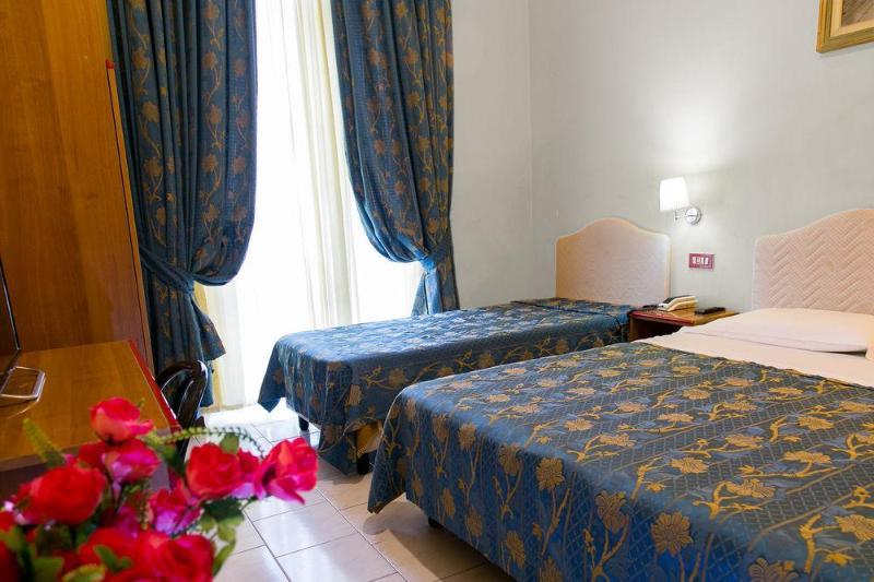 Hotell Altavilla 2*