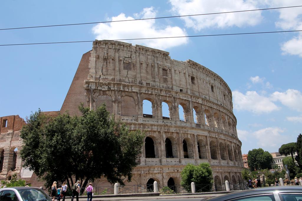 Colosseum Super Family *