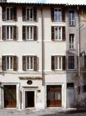 Teatro Di Pompeo Roma