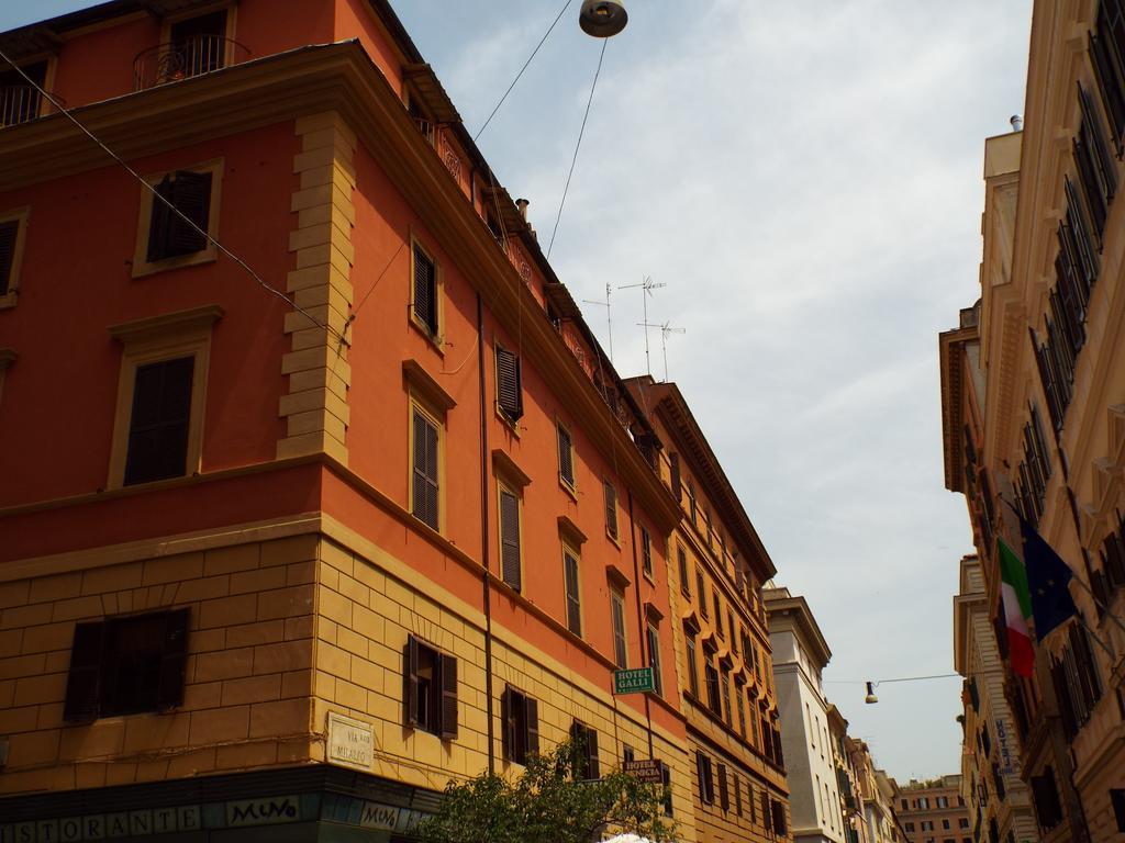 Galli Hotel 2*