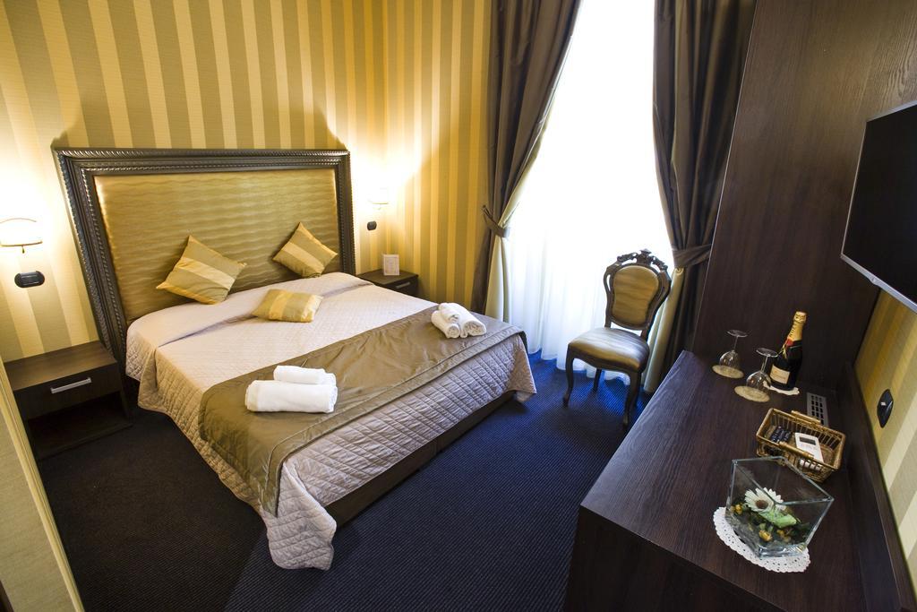 Casa de hóspedes Nice Rome Holiday 4*