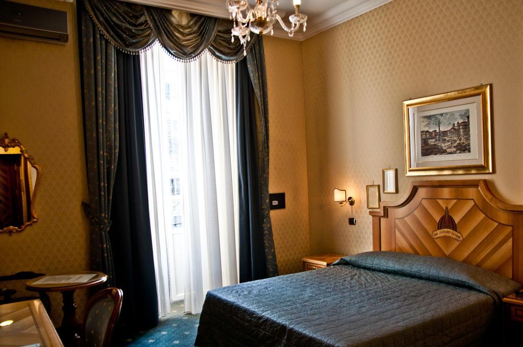 Les D'or Roma