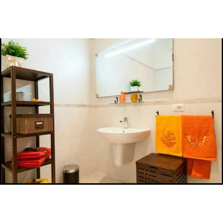 Domus Ines San Pietro Apartment *