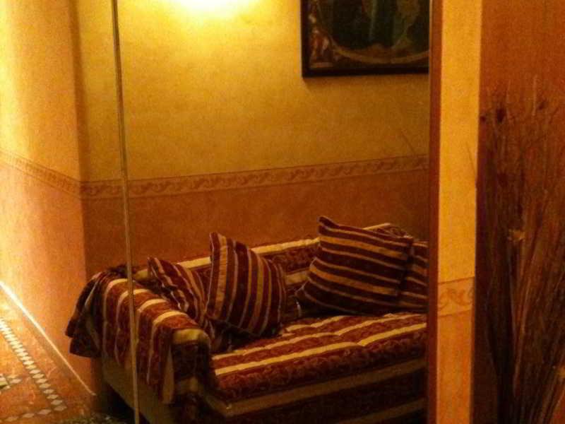 Legends Albergue Roma