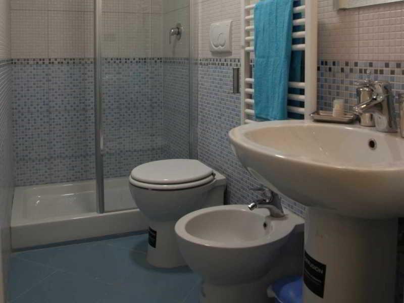 Aries House Hotel
