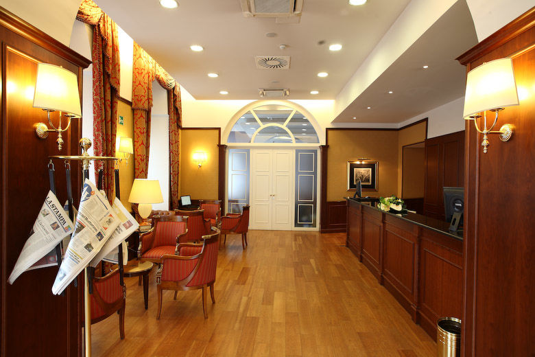 Milton Hotel 4*