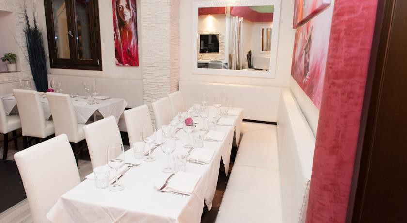 Royal House Affittacamere 3*