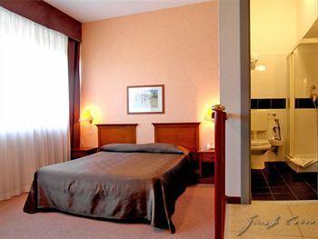 Eur Parco Dei Pini Hotell